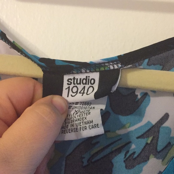 XL studio 1940 dress blue florals - Picture 3 of 4